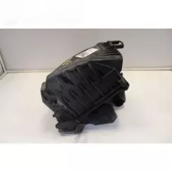 Корпус повітряного фільтра Audi A4 S4 B7 8E 8H 8E0133835E