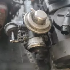 Клапан рециркуляції вихлопних газів Volkswagen Polo III 6N 6N2 6NF 038131501e 076122112