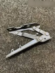 Петлі капота/кришки Tesla Model S 1029284-00-C