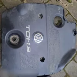 Volkswagen Golf IV Верхня кришка двигуна 103935A 0127842 054276E