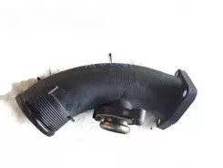 Шланг / трубка інтеркулера Ford Mondeo MK IV 04B145762B