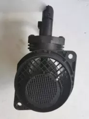 Датчик масової витрати повітря MAF для Volkswagen Golf V 0281002531 038906463F
