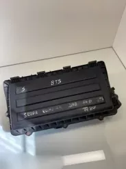 Корпус повітряного фільтра Skoda Roomster (5J) 036129620H 036129611CE