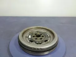 Зчеплення Volkswagen Tiguan / Комплектне 04E105266E