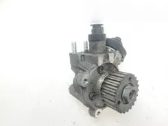Volkswagen Golf VII Насос високого тиску 04L130755D 09231113 0445010537