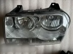 Фара Chrysler 300 - 300C CS174B001L 00136966