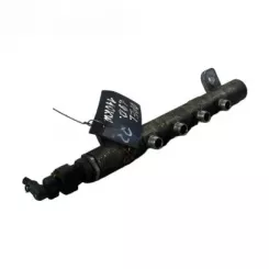 Opel Vectra C Рейка впорскування 55209575 056211L4 044521521
