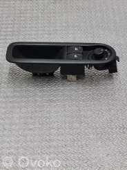 Кнопки вікон Renault Clio III 8200441113C 013007H