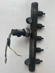 Впорскувальна рампа Volvo V50 9645689580 10094453