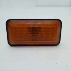 Volkswagen Golf III Поворотник переднього крила 1H0949117A 0152619