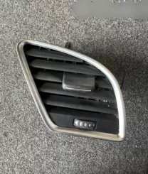 Audi A5 Sportback 8TA Бічний вентиляційний отвір приладової панелі 8T1820902C 0605092047