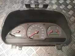 Volvo S40, V40 Одометр / Спідометр 30889706B 00W41D3 SW30887756A