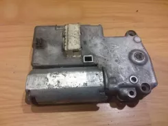 Електродвигун люка Volkswagen Golf III 0390201614