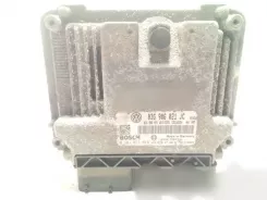 Контролер / модуль ЕБУ Skoda Octavia Mk2 (1Z) 03G906021JC 0281013819