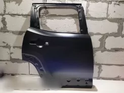 Задні двері Jeep Renegade 0052051449