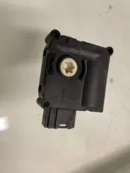 Двигун обігрівача Audi A6 S6 C6 4F 4F0820511A 00141 26070503
