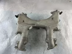 Audi A8 S8 D3 4E Впускний колектор 057145770J 057145770