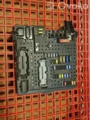 Рамка / модуль запобіжників Volvo V70 30728512 28017881