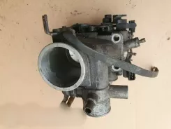 Дросельна заслінка Volkswagen Golf II 037133063C 037133096
