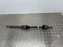 Nissan Qashqai Передній піввісь 10454877