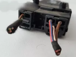 Модуль/реле підігріву сидінь BMW 4 F36 Gran Coupe 9216468 07748256 2840078407300