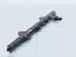 Volvo S40, V40 Впорскувальна рампа 0445214024 0700114017