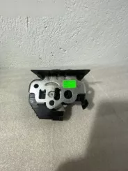 Замок багажника/задніх дверей Audi A4 S4 B8 8K 8R0827505 033155100