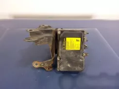 Toyota Auris 150 Насос ABS 0265800986