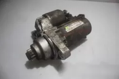 Skoda Fabia Mk2 (5J) Стартер 02T911023