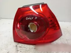 Задній ліхтар Volkswagen Golf V 1K6945096E 00539713 028490202B
