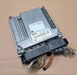Контролер / модуль ЕБУ BMW 1 E81 E87 7567321 030007390 0261201553