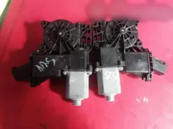 Opel Mokka X Мотор склопідйомника задніх дверей 98920SUV20 001100760186