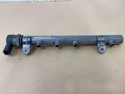 Mercedes-Benz E C207 W207 Рейка впорскування A6420702995 1010200533 A6420700146