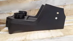 Підсклянник для переднього центрального тунелю Dodge Journey 1MG721DVAB 100016644