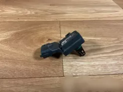 Датчик тиску повітря Volvo V70 31303974 101022T0618C 0261230294