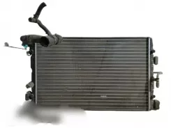 Радіатор Seat Ibiza III (6L) 652711 0033854