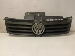 Volkswagen Polo Решітка радіатора / Решітка радіатора / Верхня решітка радіатора VW0703801 05627