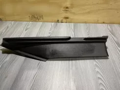 Кришка центральної стійки Tesla Model S / C 101033900D 101633700D