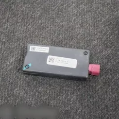 Підсилювач антени Tesla Model X 103297400A