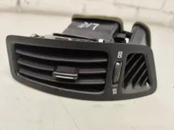 KIA Ceed Бічний вентиляційний отвір приладової панелі 974901H000 00360