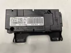 Модуль / контролер Bluetooth для Peugeot 5008 9665183080 00752689 17749941