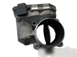 Дросельна заслінка Volvo V70 8692720 05W304 0281002701