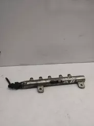 Opel Vectra C Рейка впорскування 55197370 007811L1 0445214095