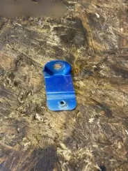 Кронштейн / кріплення переднього крила Audi S1 8X0821168 02S4915