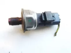 Датчик тиску палива Suzuki SX4 9654592680 000710600635