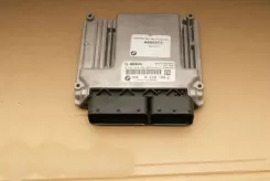 Контролер / модуль ЕБУ BMW 3 E90 E91 8518166 0281018592 A665973