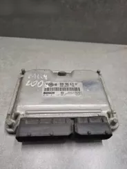 Контролер / модуль ЕБУ Volkswagen Golf IV 038906019KH 1039S01971 0281011195