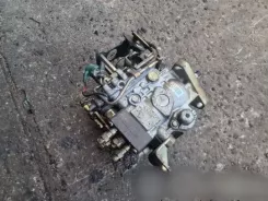 Насос високого тиску пального Nissan Primera 1670075J00 1047402600