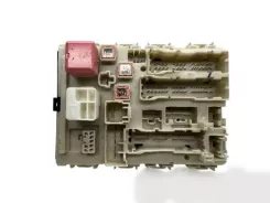 Рама / Модуль запобіжників Toyota Auris 150 8273002120A 02089H20