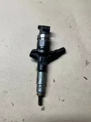 Паливна форсунка Subaru Impreza III 16613AA020 06L00168